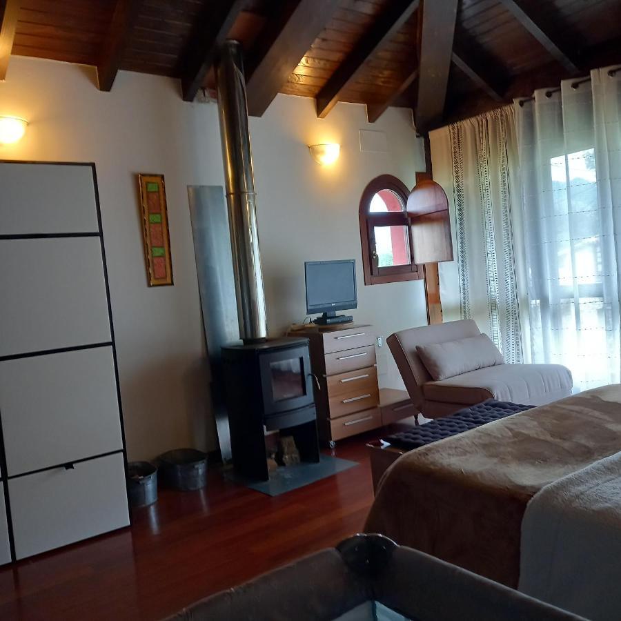 Villa La Casa De Abajo Llanes Esterno foto