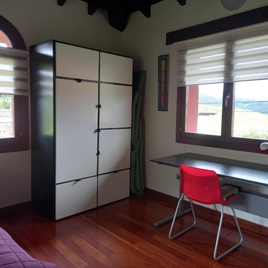 Villa La Casa De Abajo Llanes Esterno foto